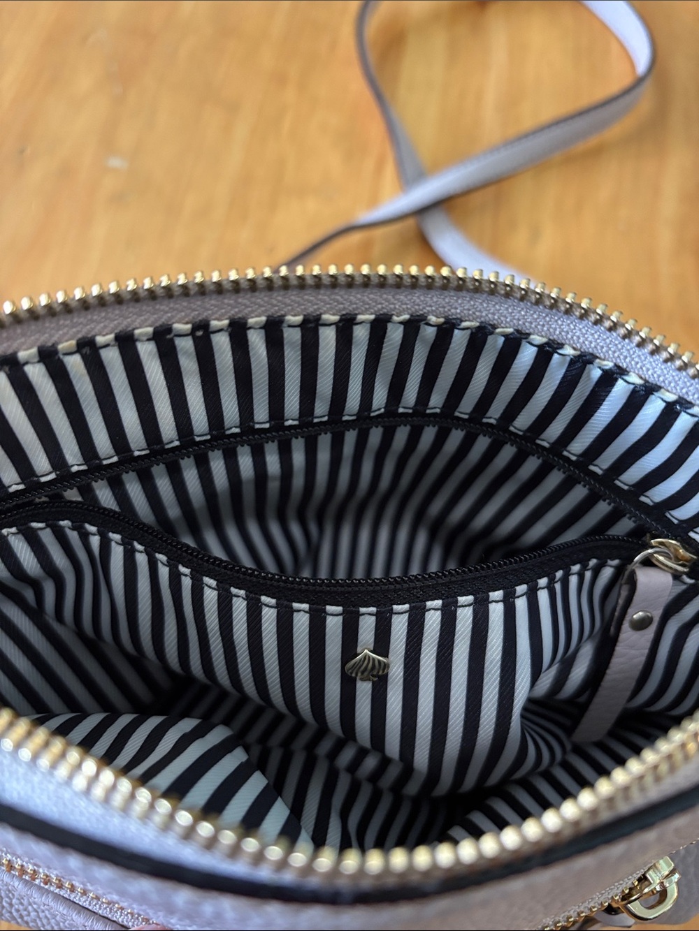 ♠️KATE SPADE - Jackson Street Gabriele Bag - Picture 10 of 15